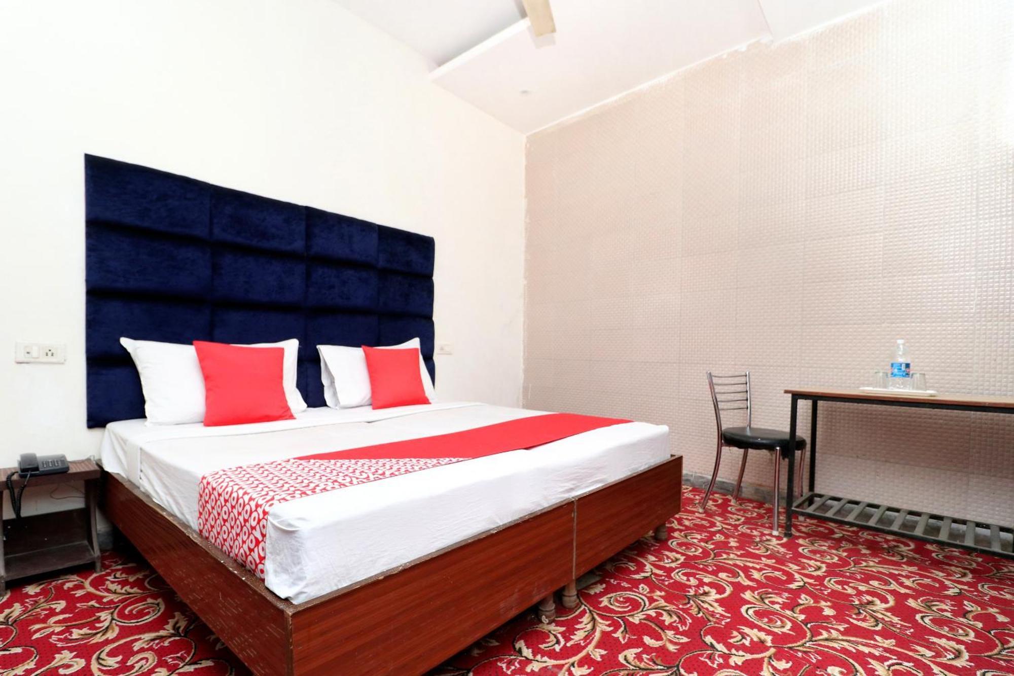 Hotel O Rr Villa Chandigarh Exterior photo